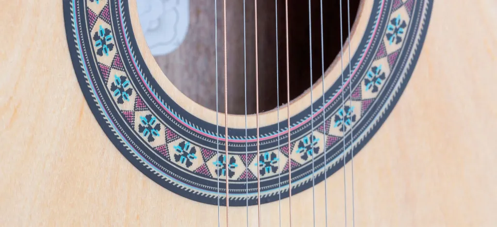 Viola-Rozini-Caipira-Classica-RV155-Ativa-Destaque-Mosaico.webp